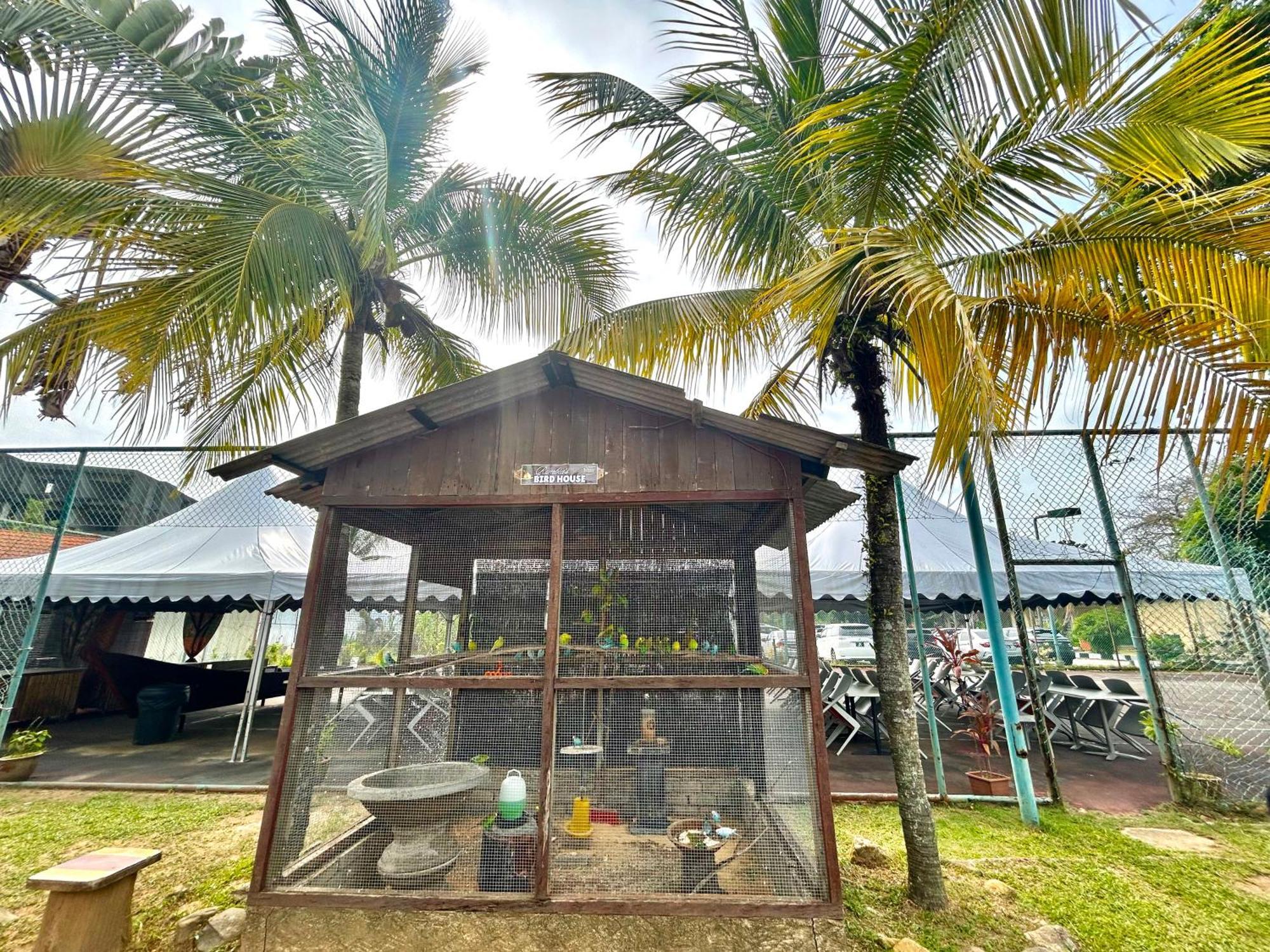 Rumbia Resort Villa Paka Terengganu Luaran gambar