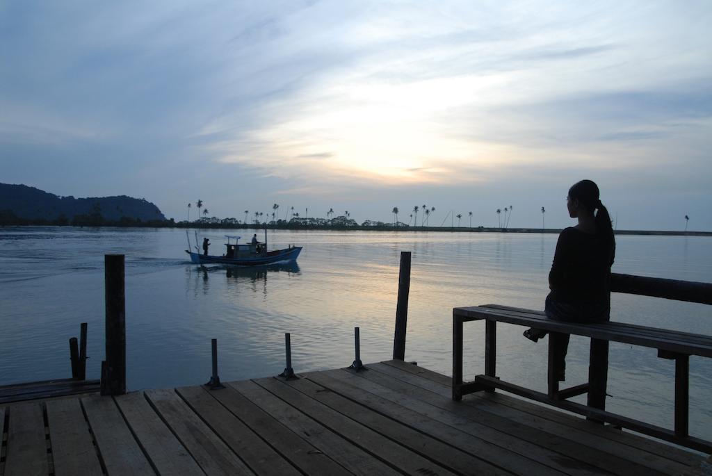 Rumbia Resort Villa Paka Terengganu Luaran gambar